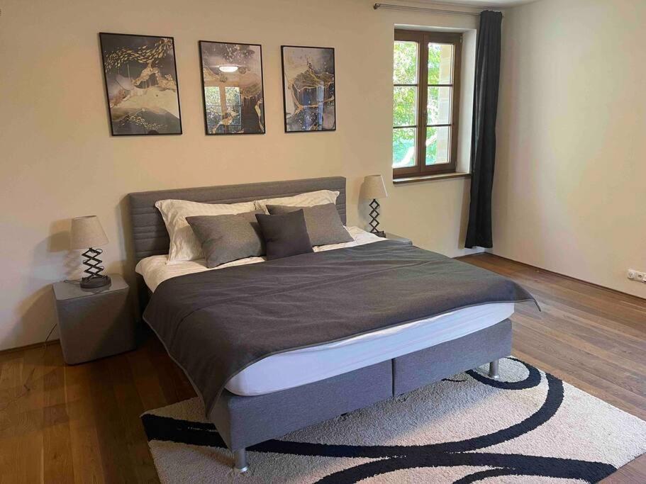 7 Bedroom Secluded Villa Close To Prague Říčany Exteriér fotografie